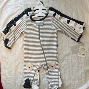 3 pack Cloud Island footed pajamas